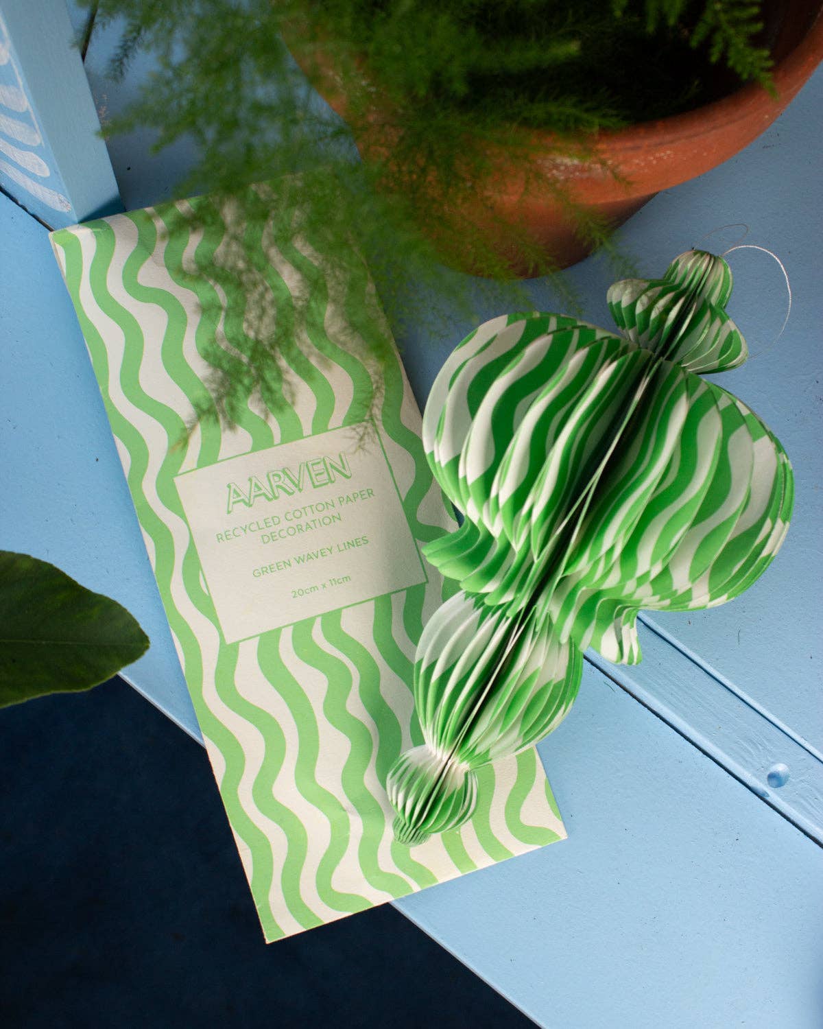 Indian Recycled Paper Decoration 'Green Wavey Lines' — Large