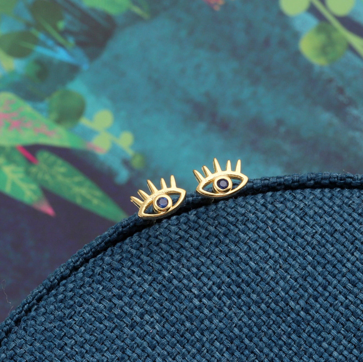 THE DEVIL Evil Eye Earrings with Lashes
