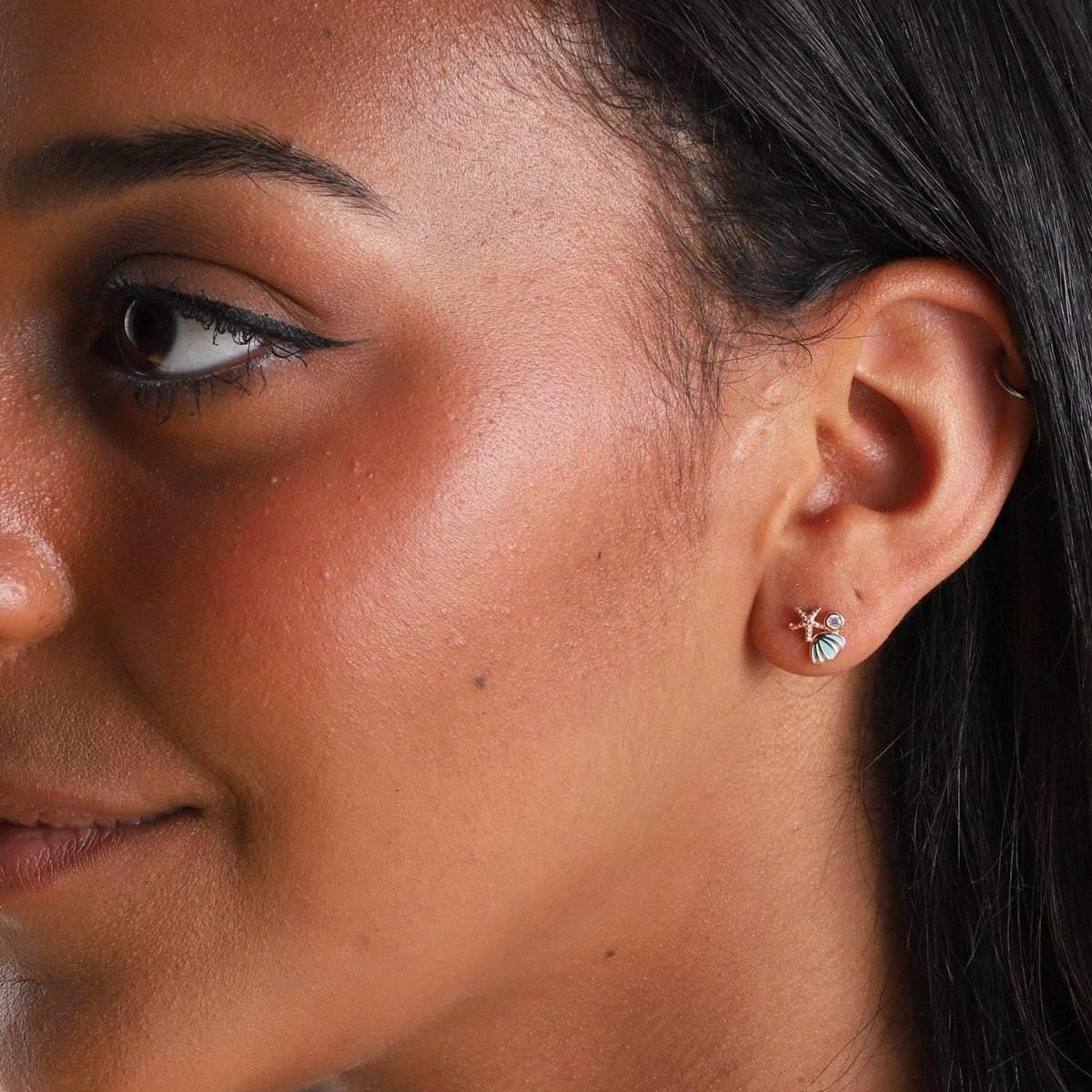 THE COLLECTOR Shell and Starfish crystal earrings
