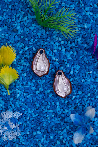 Oyster Hoop Earrings