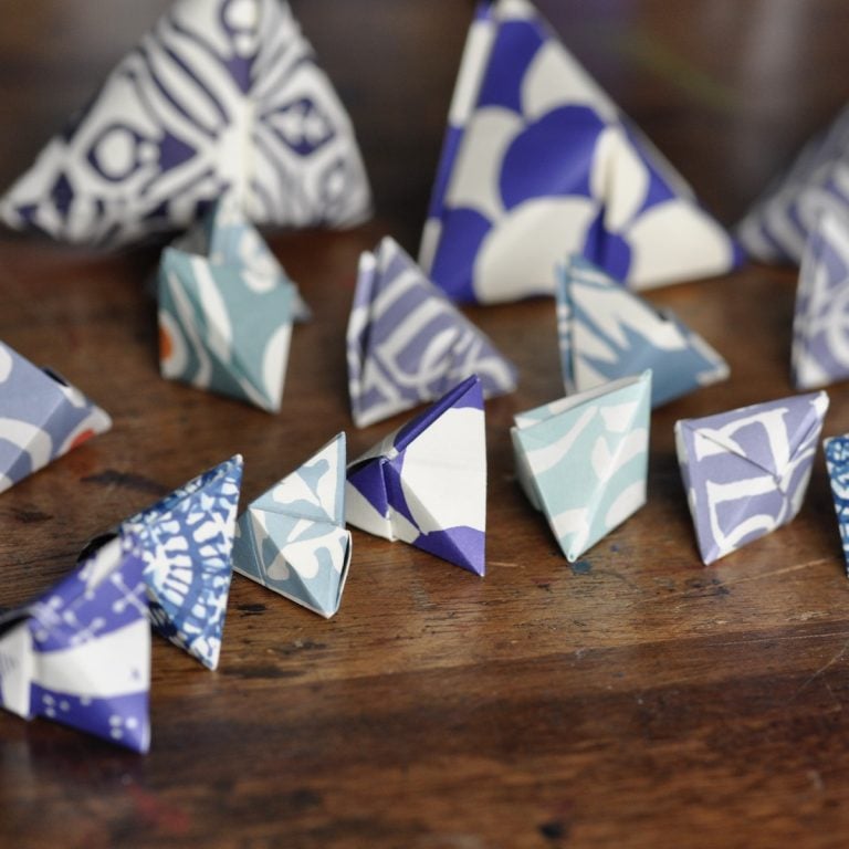 Origami Garland of Bobbles Kit