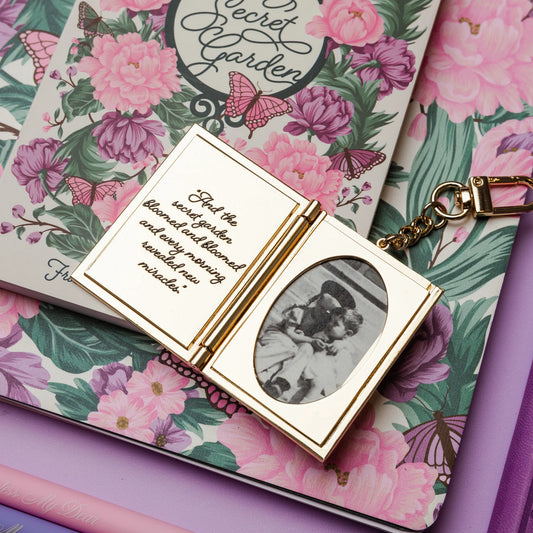 Locket Keychain - The Secret Garden collector's edition