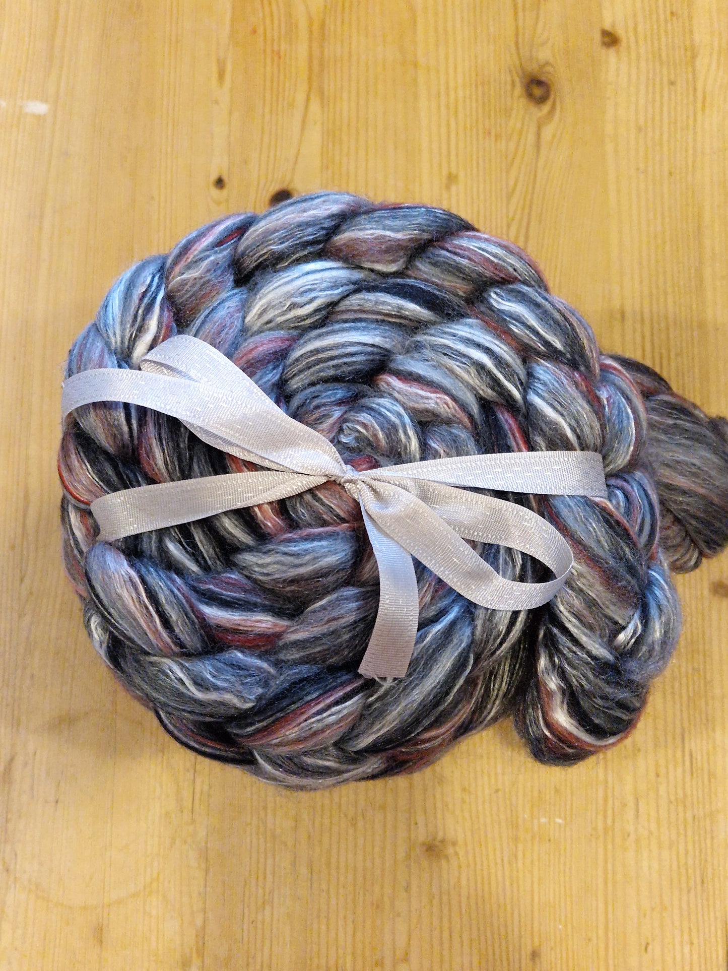 Ashford Merino and Mulberry Silk Fibre 100g